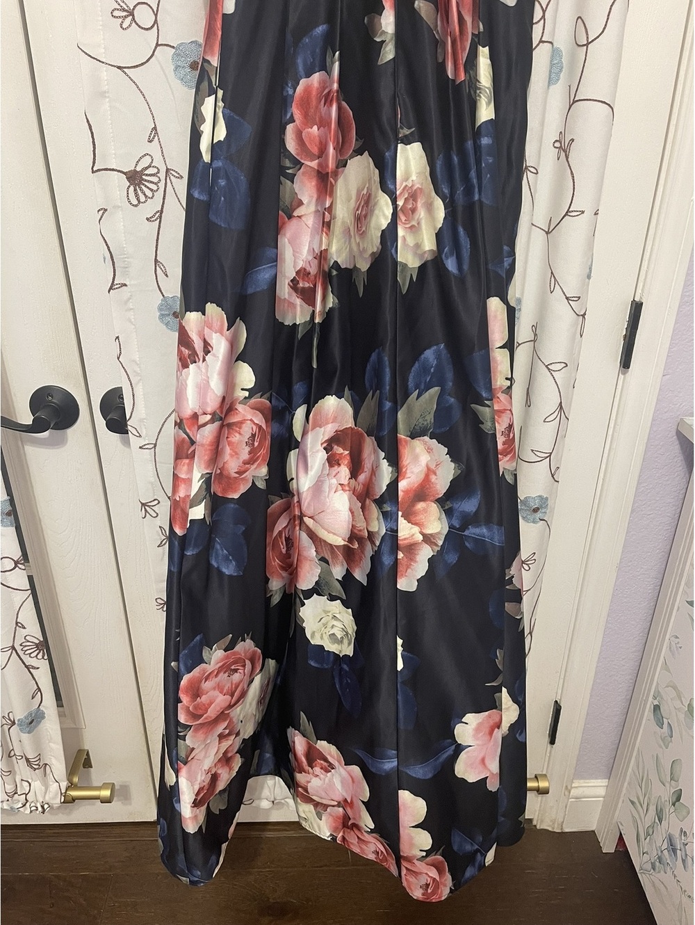 New With Tags | Xscape | Sz 6 | Floral A-Line Gown - Picture 8 of 14